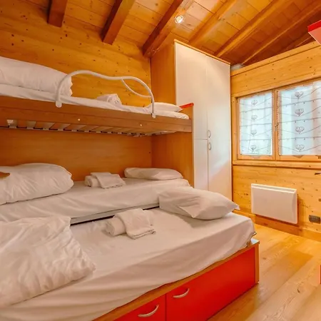 Apt Des Granges Balcony Duplex Near Chamonix For 5 - Happy Rentals Apartment Chamonix