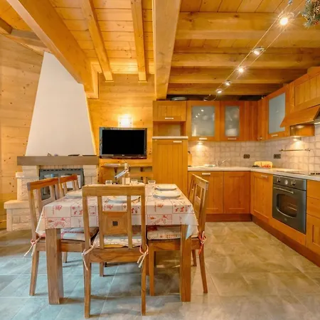 Apartment Apt Des Granges Balcony Duplex Near Chamonix For 5 - Happy Rentals *